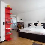 Schwabing Home
